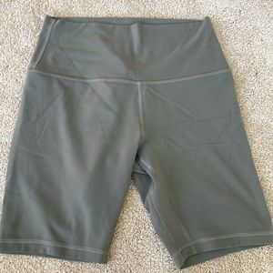 Lululemon Align high rise biker short 8”